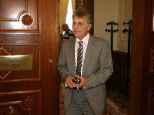Mircea Duşa: În două săptămâni vom avea organigramele şi regulamentele de funcţionare a ministerelor